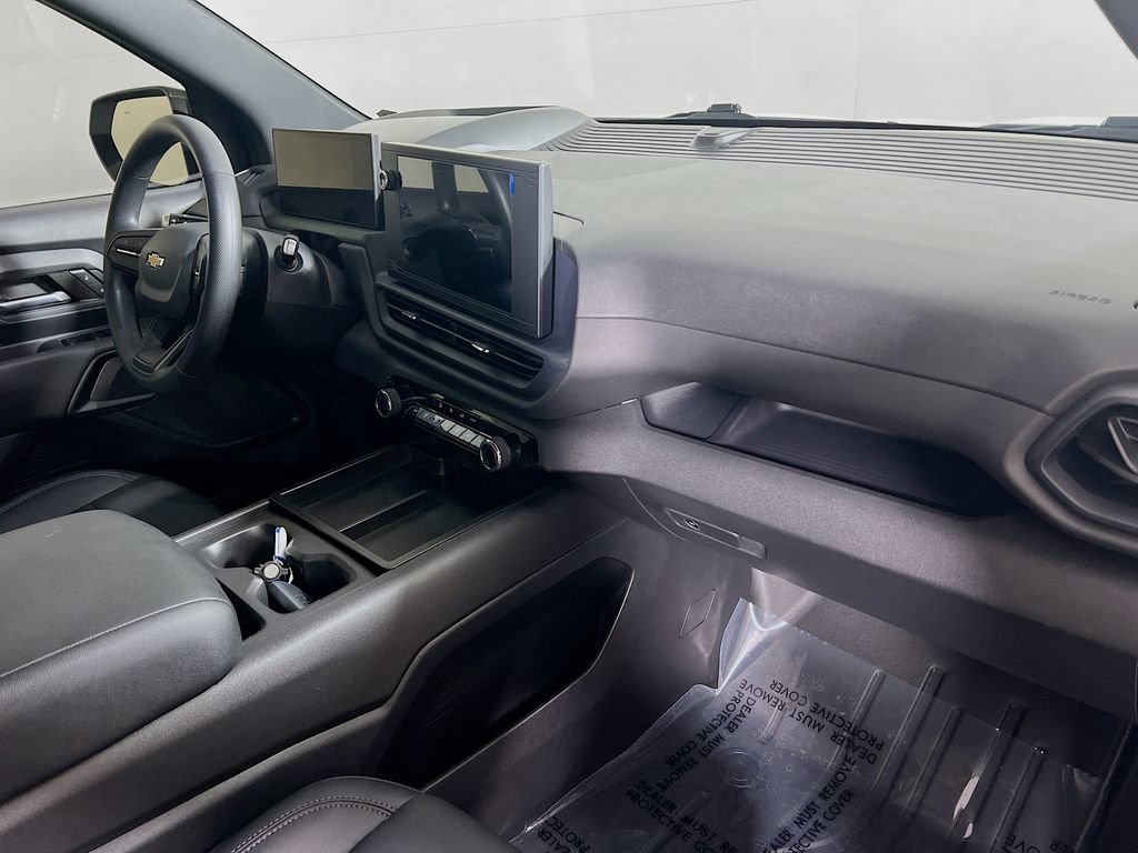 Used 2024 Chevrolet Silverado EV W/T AWD/4WD image 25