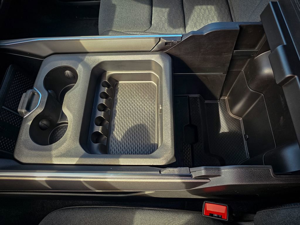 New 2026 RAM 1500 4x4 Crew Cab image 29