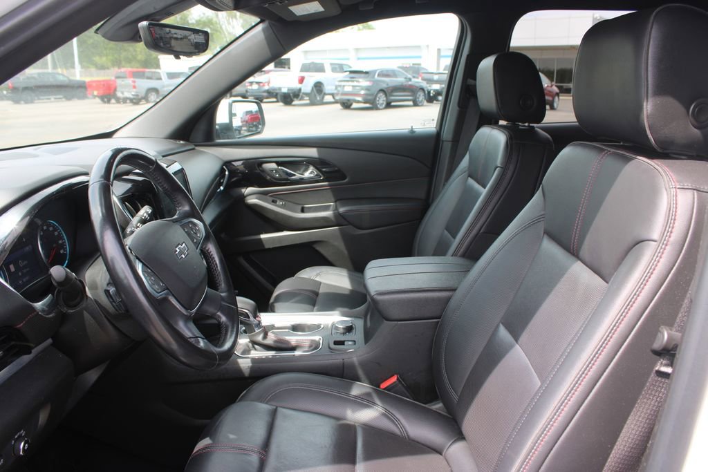 Used 2022 Chevrolet Traverse RS FWD image 21