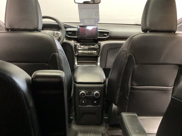 Used 2022 Ford Explorer Limited w/ Hybrid Equipment Group 310A AWD/4WD image 32