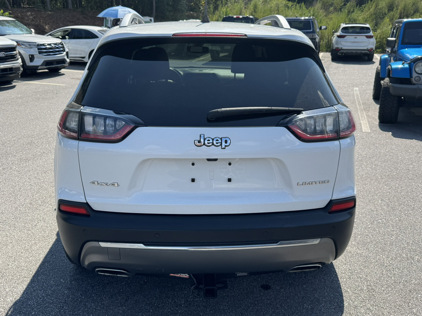 Used 2019 Jeep Cherokee Limited AWD/4WD image 6