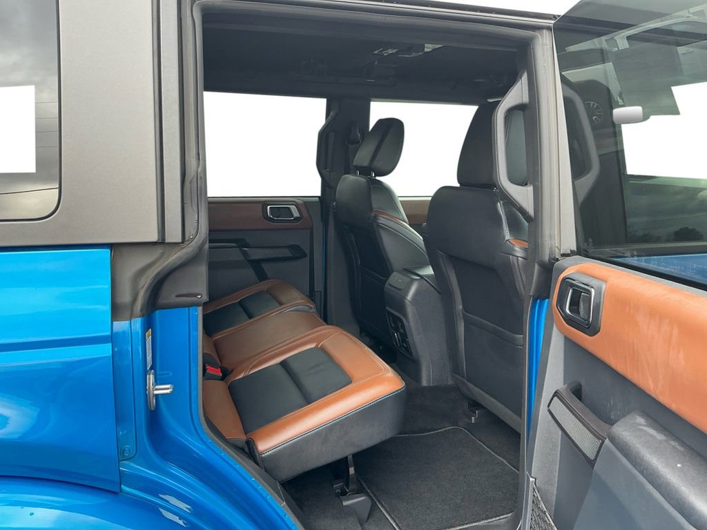 Used 2024 Ford Bronco Outer Banks image 23