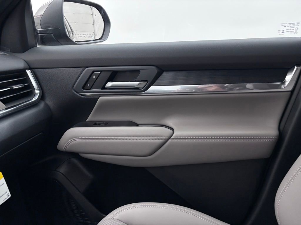 New 2026 GMC Terrain Elevation w/ Elevation Premium Package image 32