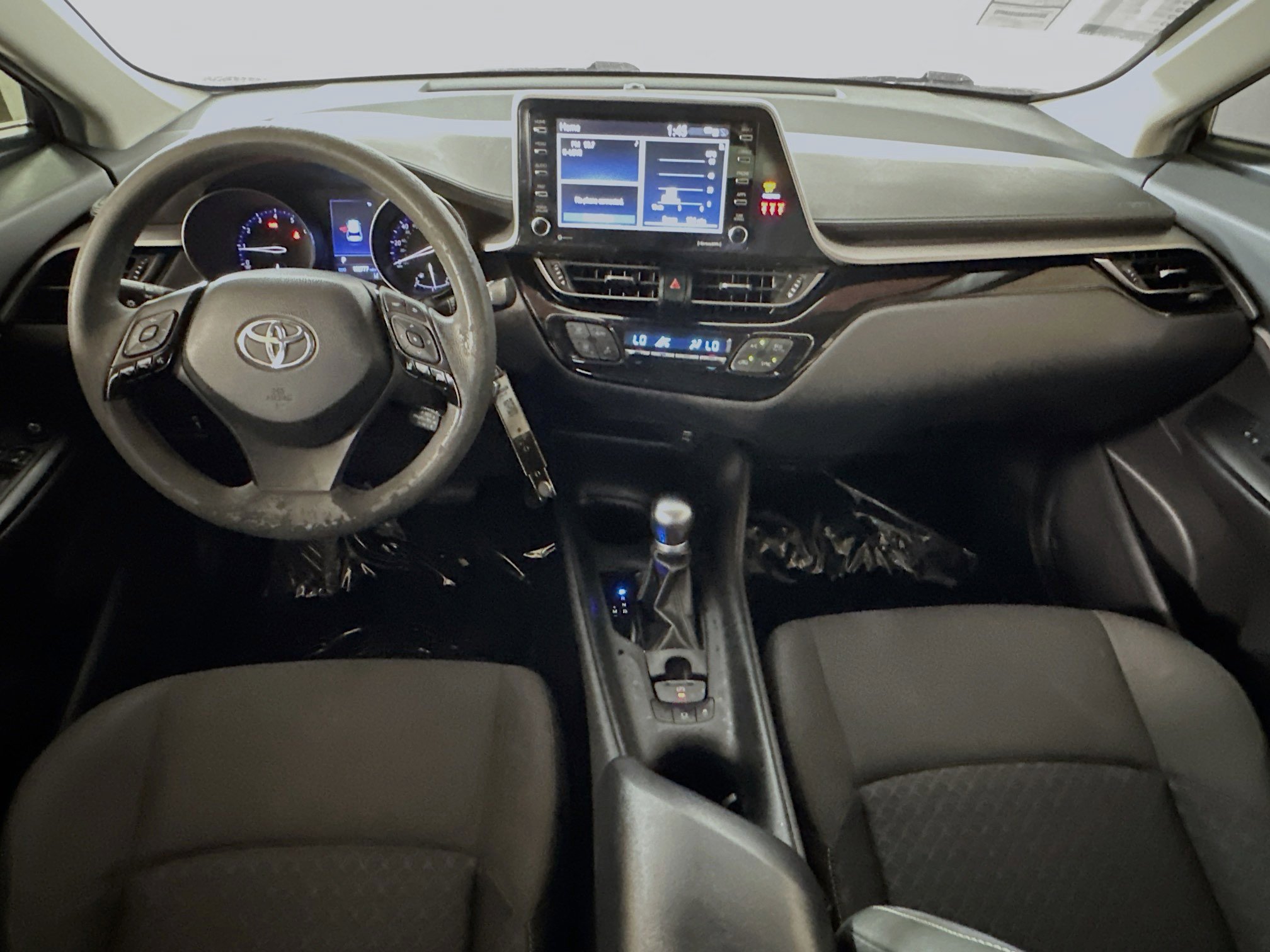 Used 2020 Toyota C-HR LE FWD image 26