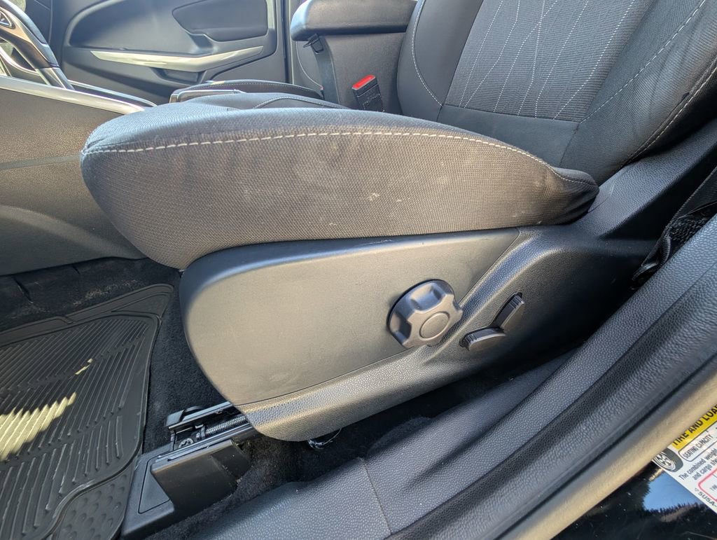 Used 2020 Ford EcoSport SE w/ SE Convenience Package image 14