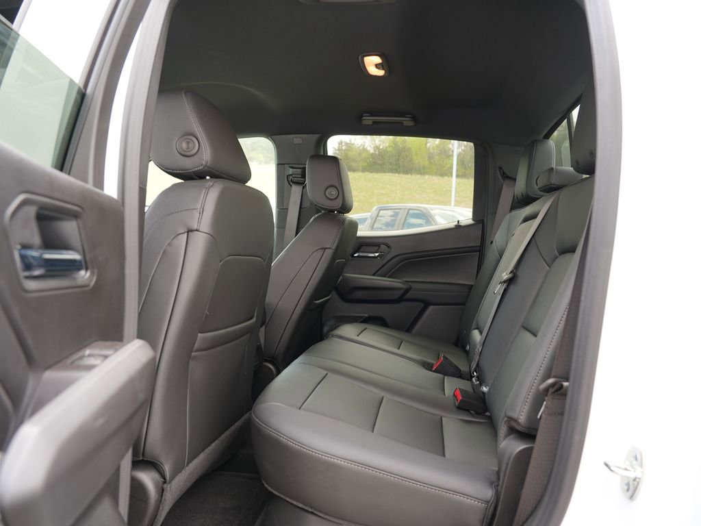 New 2026 Chevrolet Colorado LT w/ LT Convenience Package AWD/4WD image 13