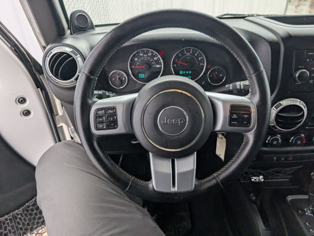 Used 2013 Jeep Wrangler Unlimited Sport image 11