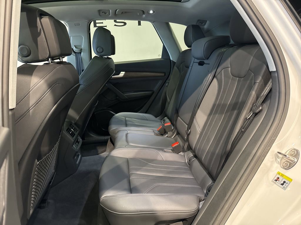 Used 2024 Audi Q5 2.0T Premium image 31