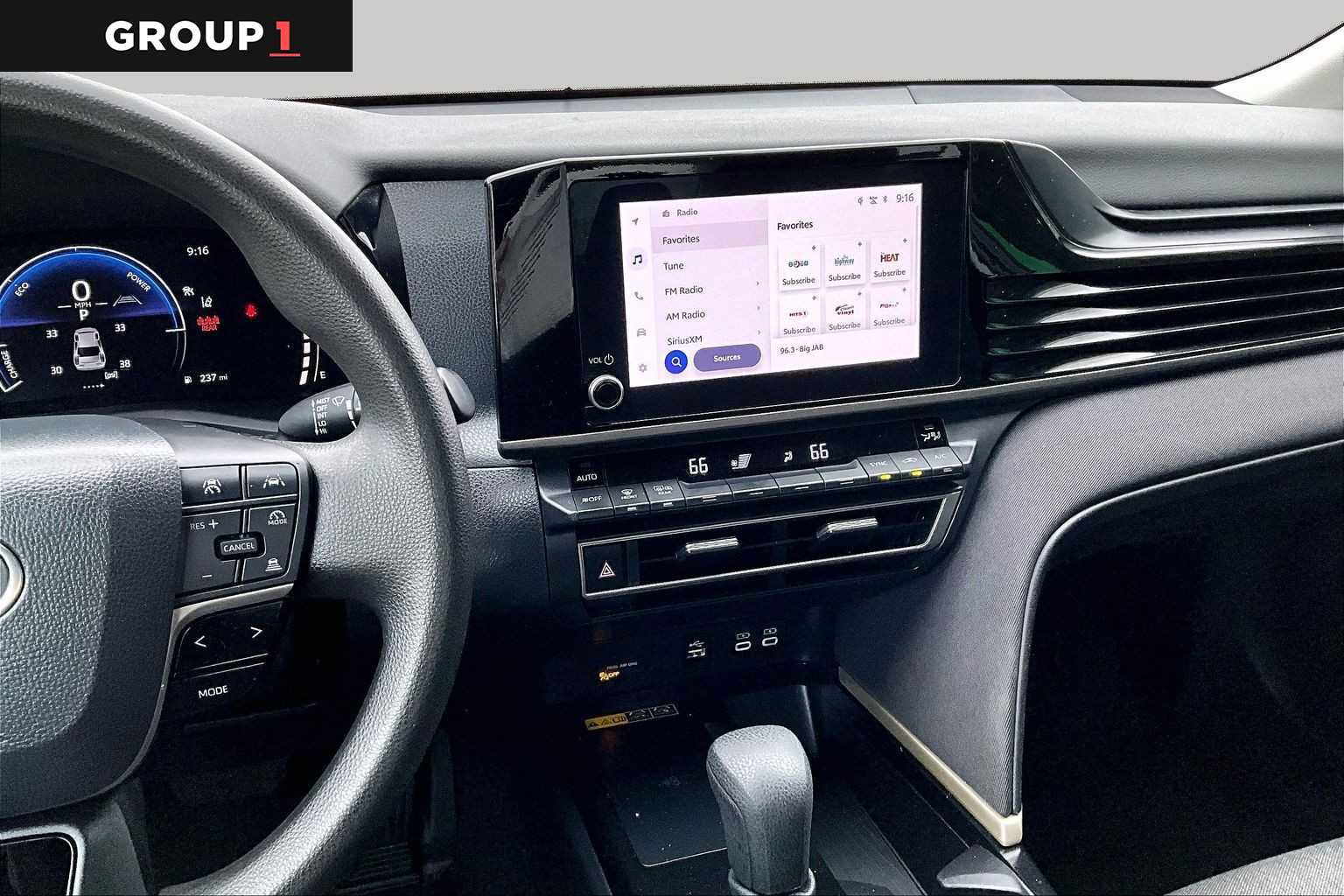 Used 2025 Toyota Camry LE FWD image 7