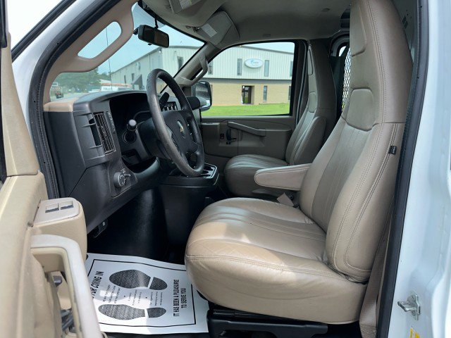 Used 2020 Chevrolet Express 2500 w/ Driver Convenience Package RWD image 16