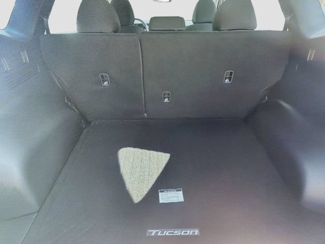 New 2026 Hyundai Tucson SE w/ Tow & Go Package FWD image 24
