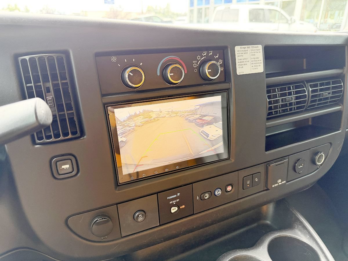 Used 2019 GMC Savana 3500 w/ Driver Convenience Package RWD image 42
