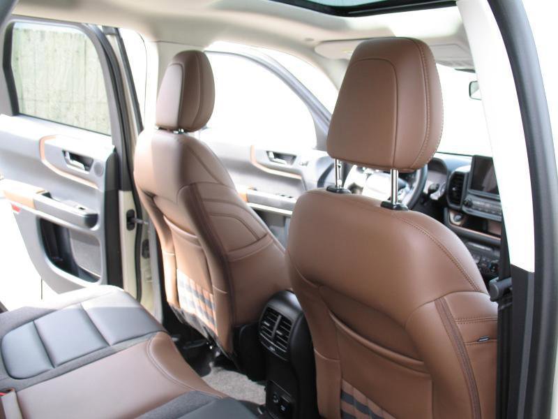 Used 2024 Ford Bronco Sport Outer Banks w/ Tech Package image 27