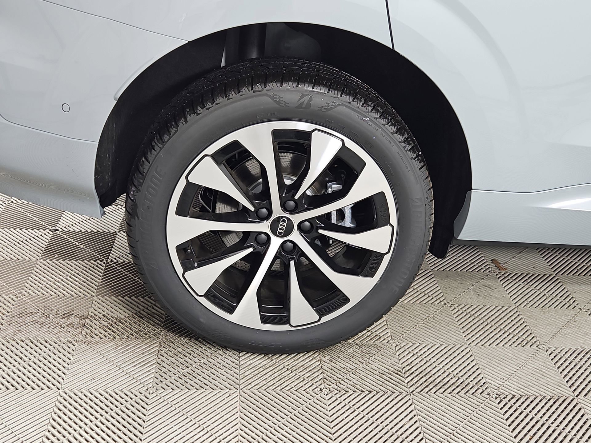 New 2026 Audi Q3 quattro 2.0T image 9