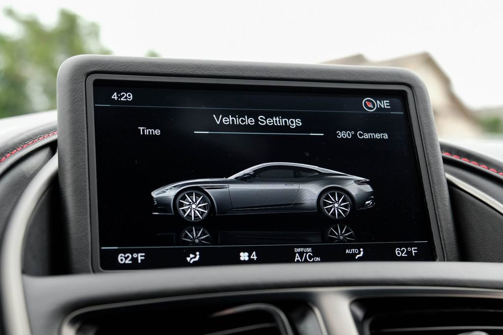 Used 2020 Aston Martin DB11 Coupe RWD image 30