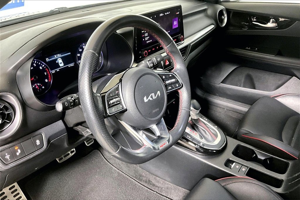 Used 2023 Kia Forte GT w/ GT2 Package image 10