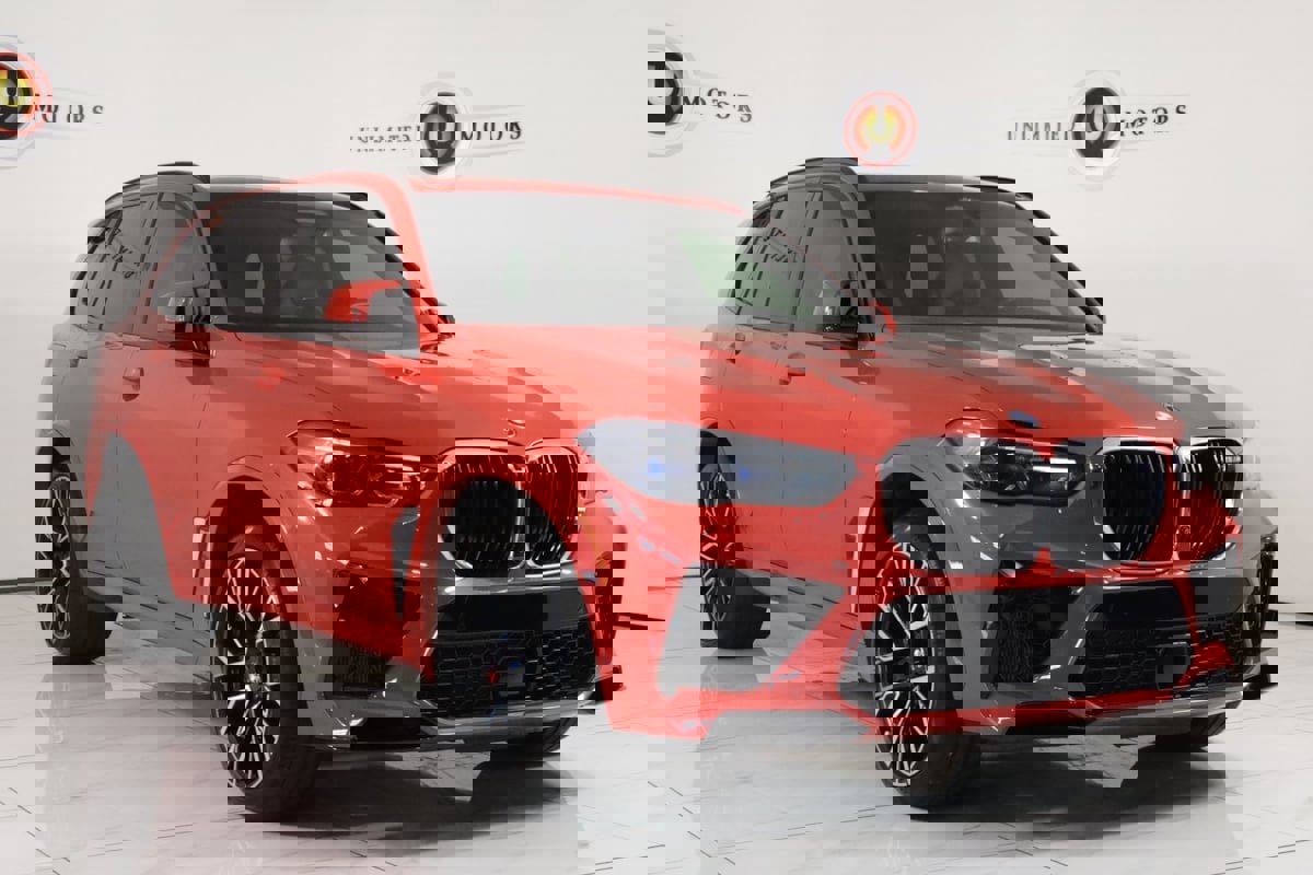 Used 2022 BMW X5 M w/ Executive Package image 17