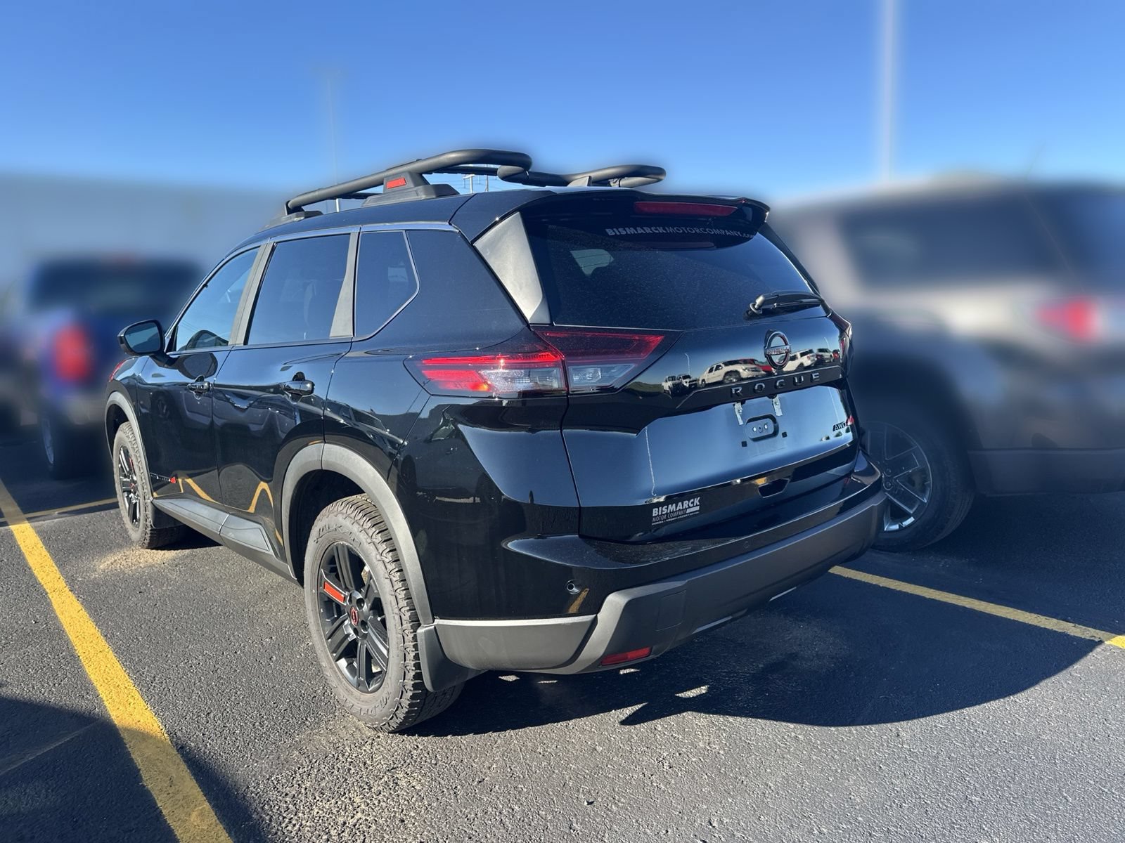 Used 2026 Nissan Rogue SV AWD/4WD image 4