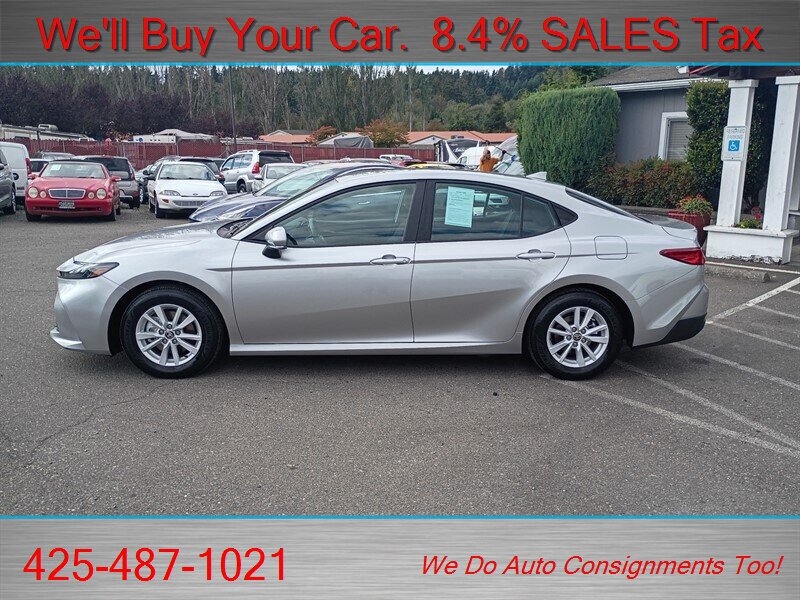 Used 2026 Toyota Camry LE FWD image 4