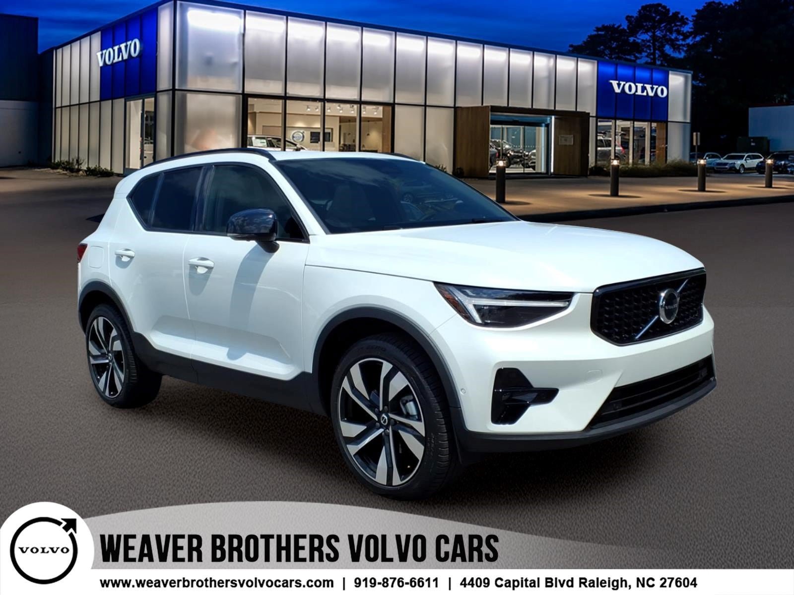 New 2026 Volvo XC40 B5 Ultra w/ Protection Package Premier