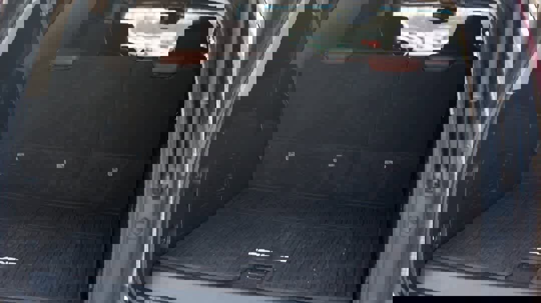 Used 2016 Cadillac Escalade ESV Luxury image 37