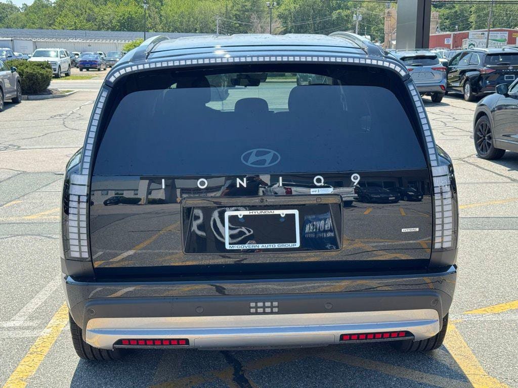 New 2026 Hyundai Ioniq 9 SE AWD/4WD image 4