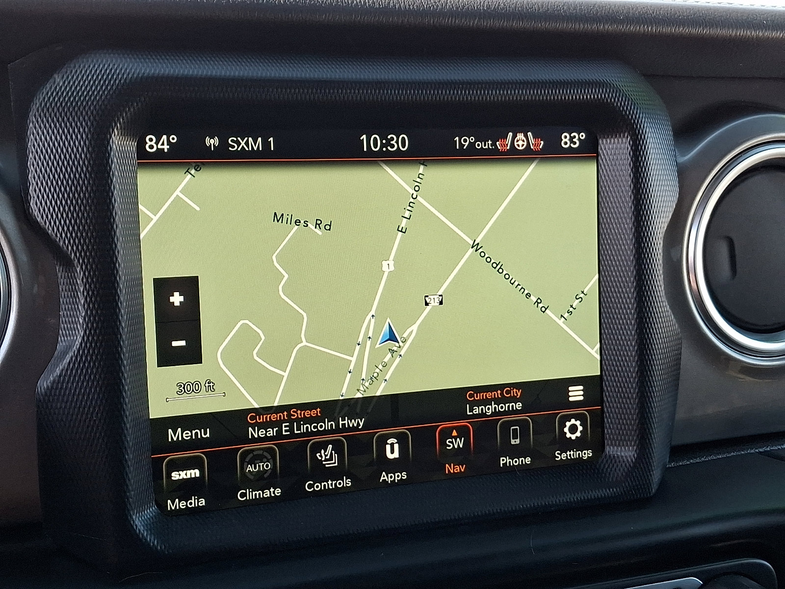 Used 2020 Jeep Wrangler Unlimited Sahara image 16