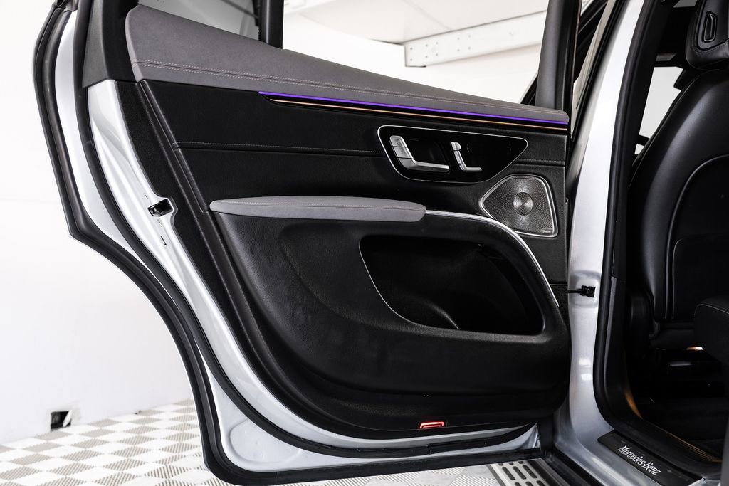Used 2023 Mercedes-Benz EQS 450+ SUV image 46