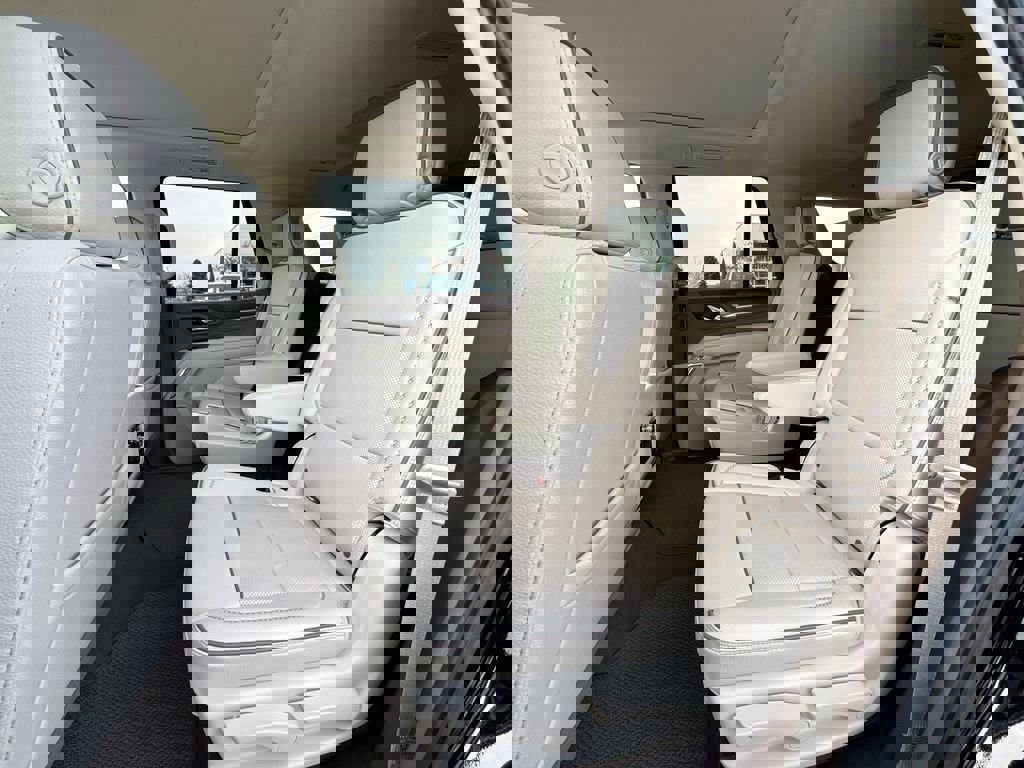 Certified 2021 GMC Yukon Denali image 27