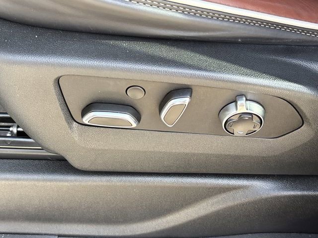 Used 2023 GMC Yukon Denali Ultimate image 26
