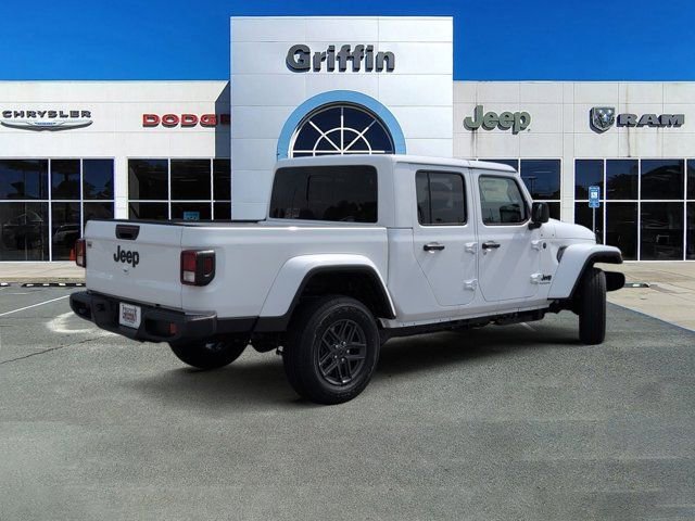 New 2026 Jeep Gladiator Sport image 4