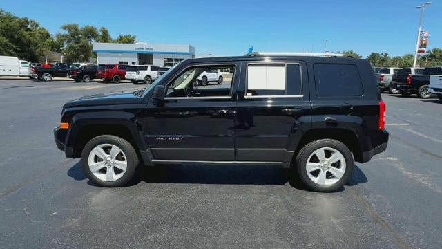 Used 2012 Jeep Patriot Limited AWD/4WD image 5