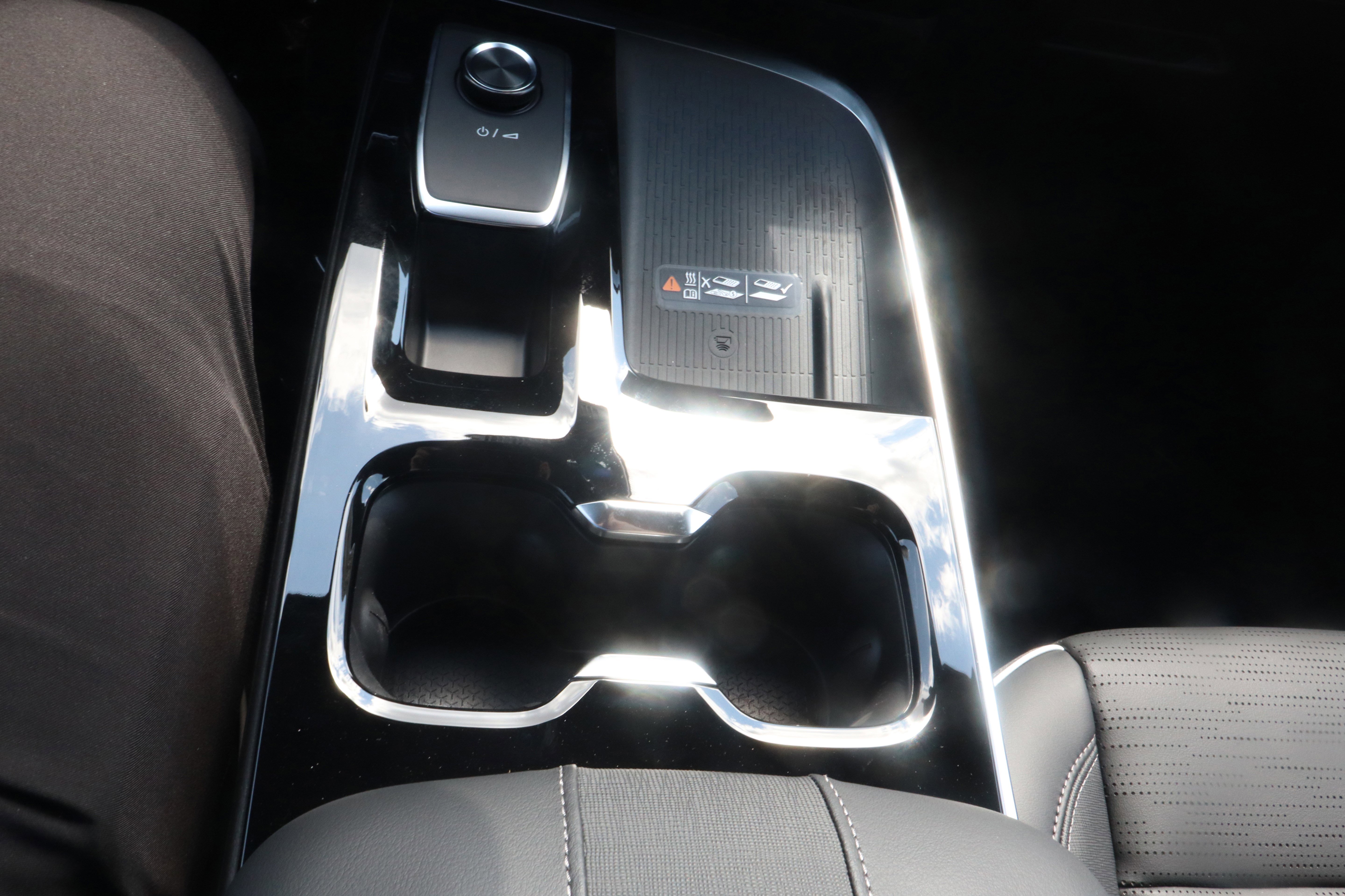 New 2026 Buick Enclave Sport Touring w/ Power Package image 15