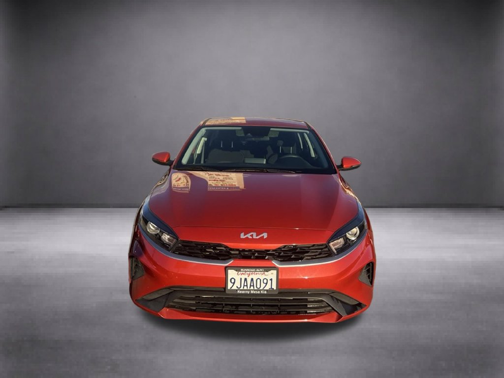 Used 2023 Kia Forte LXS w/ LXS Technology Package FWD image 3