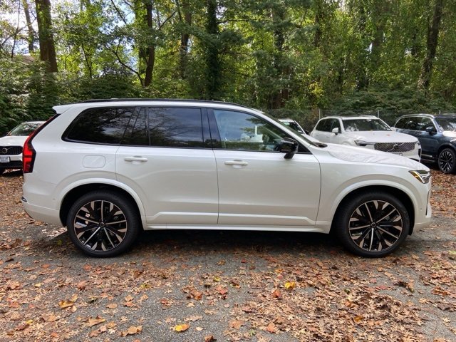 New 2026 Volvo XC90 B6 Ultra image 8