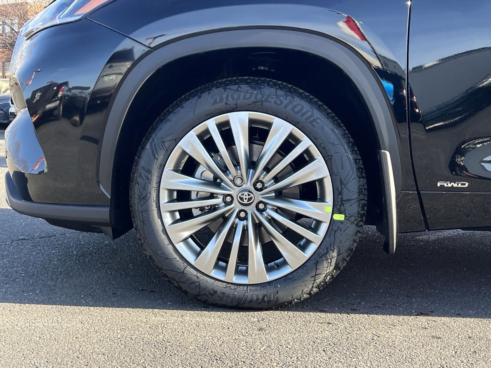 New 2026 Toyota Highlander Platinum image 5