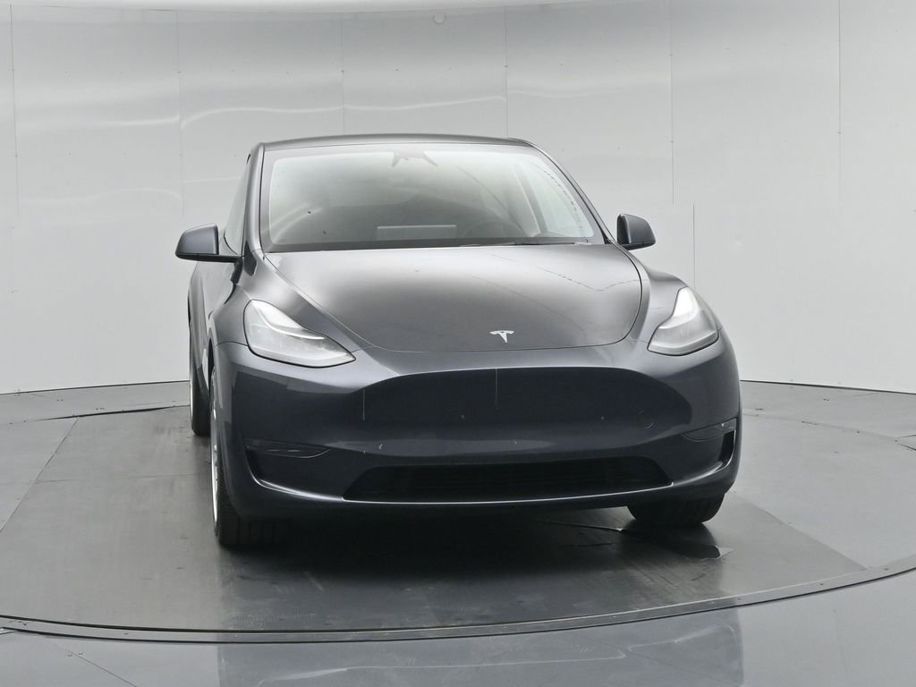 Used 2024 Tesla Model Y Long Range image 51