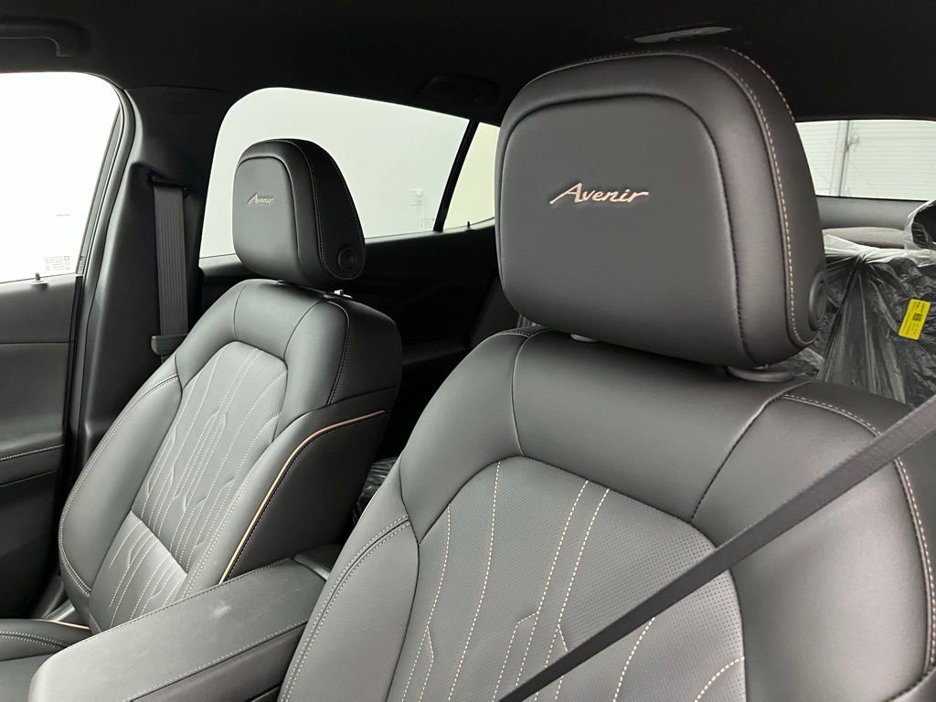 New 2025 Buick Envista Avenir image 16