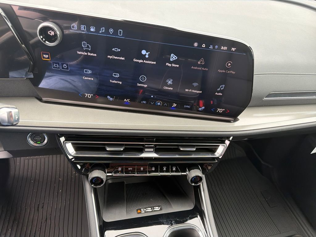 New 2026 Chevrolet Traverse LT w/ Midnight/Sport Edition image 17