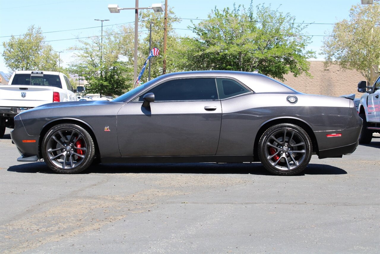 Used 2022 Dodge Challenger R/T Scat Pack RWD image 3
