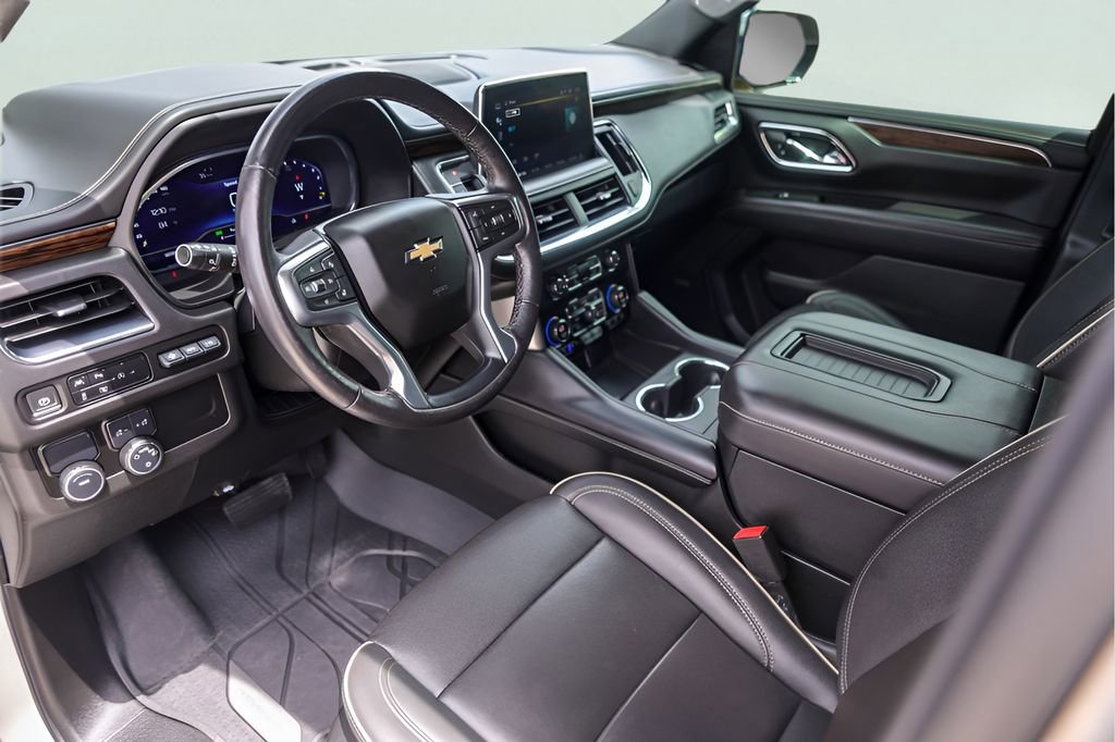 Used 2023 Chevrolet Tahoe Premier RWD image 13