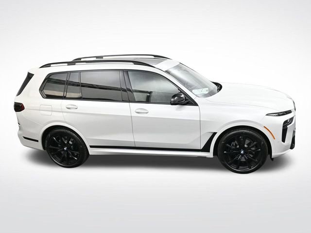 New 2026 BMW X7 M60i image 22