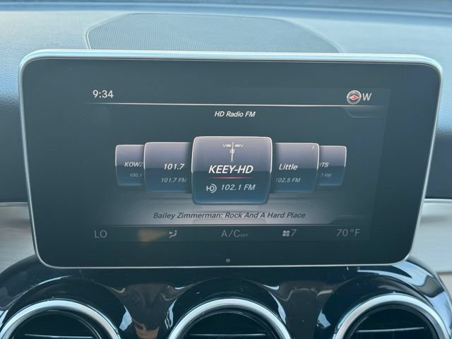 Used 2017 Mercedes-Benz GLC 300 4MATIC image 3