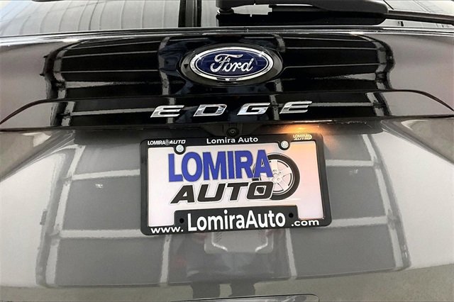 Used 2024 Ford Edge Titanium w/ Cold Weather Package image 24