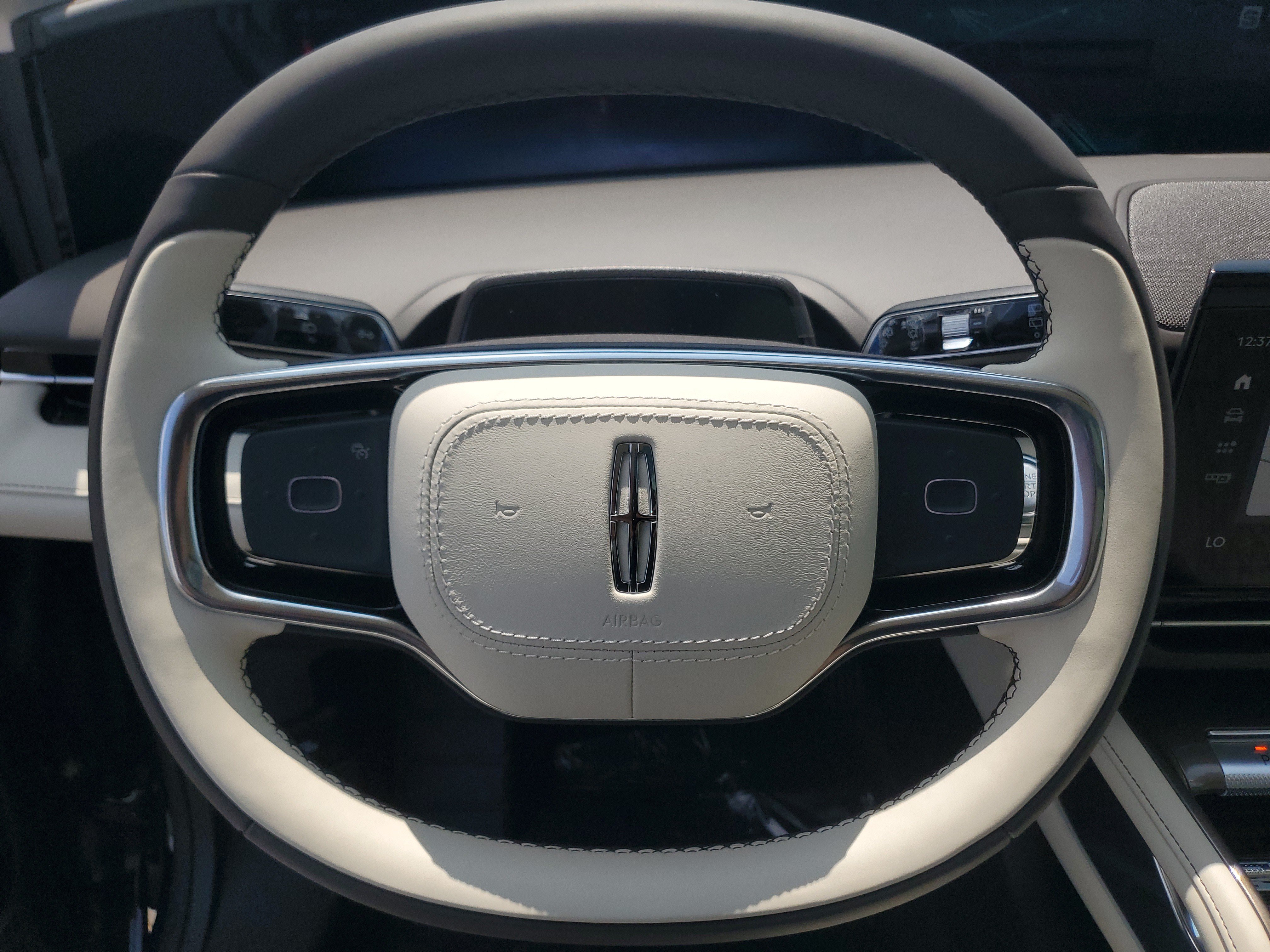 New 2026 Lincoln Nautilus Black Label AWD/4WD image 16