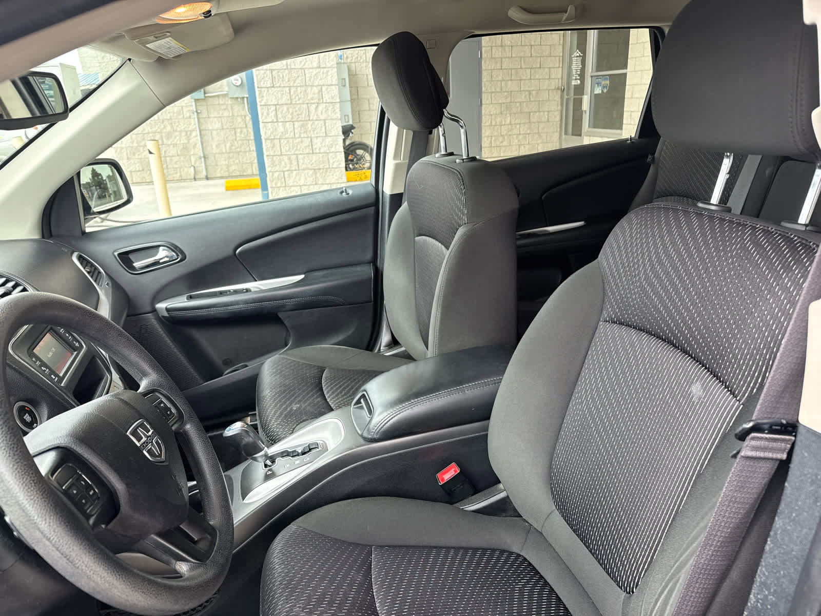 Used 2019 Dodge Journey SE image 11