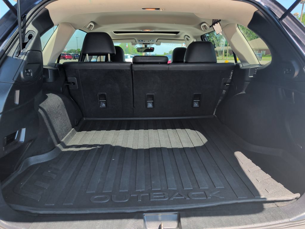 Used 2017 Subaru Outback 2.5i Limited AWD/4WD image 21