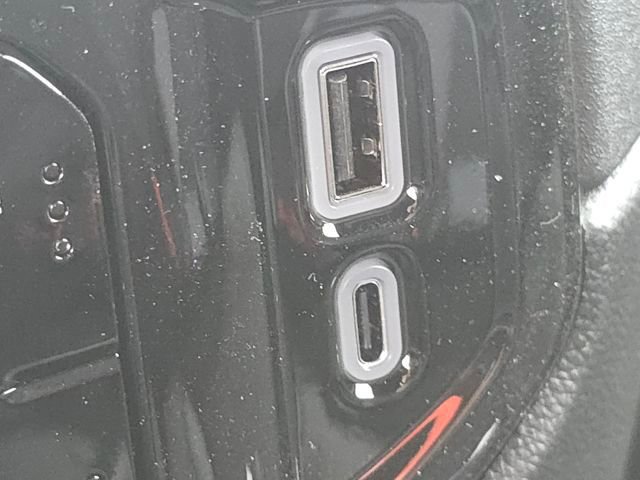 New 2026 GMC Sierra 1500 SLE image 35