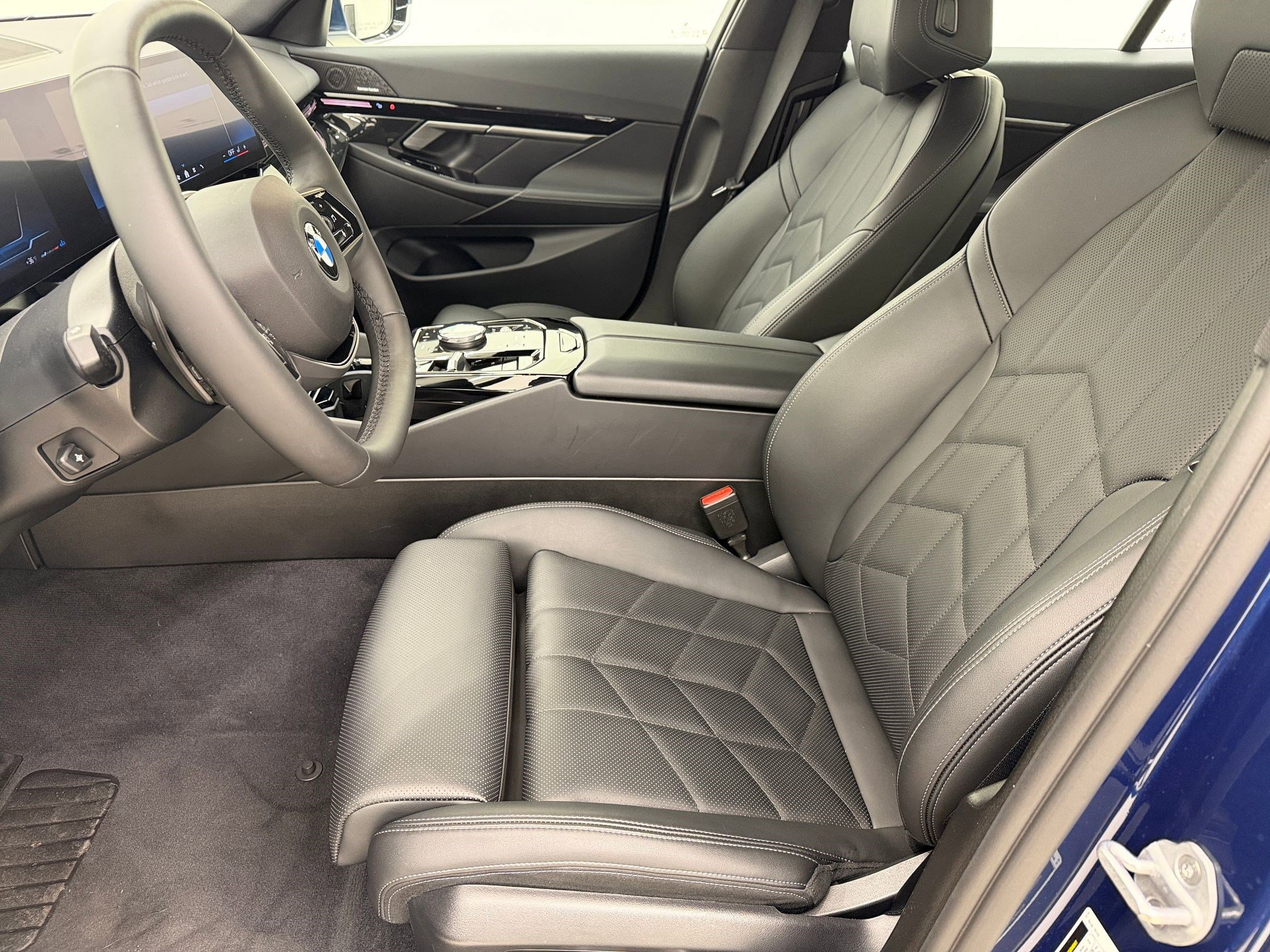 Certified 2026 BMW 530i 530i image 5