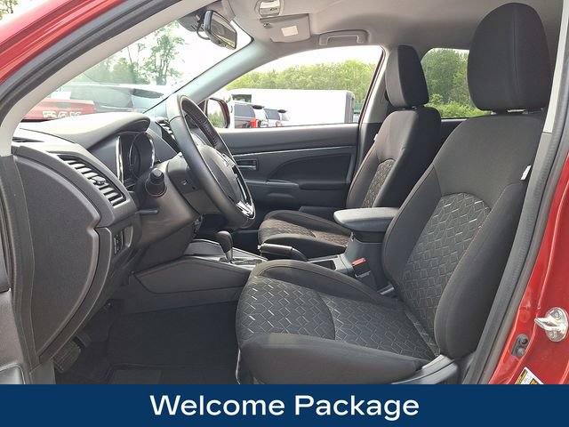 Used 2024 Mitsubishi Outlander Sport AWD image 2